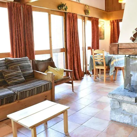 A Meribel: 5 Pieces, 8-10 Pers, Proche Remontees, Pistes Et Commerces, Parking Inclus - Fr-1-180-188 Chalet *