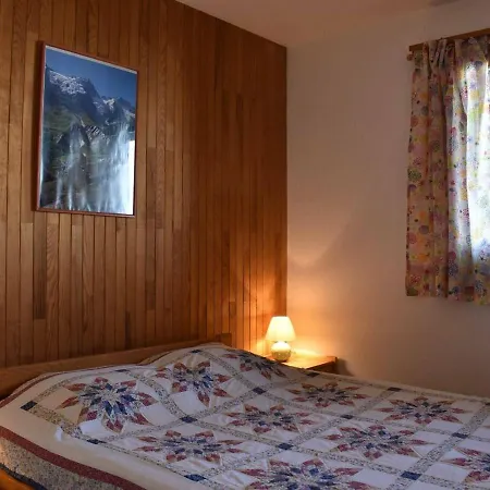 Chalet A Meribel: 5 Pieces, 8-10 Pers, Proche Remontees, Pistes Et Commerces, Parking Inclus - Fr-1-180-188 *