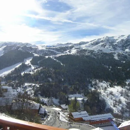 Chalet A Meribel: 5 Pieces, 8-10 Pers, Proche Remontees, Pistes Et Commerces, Parking Inclus - Fr-1-180-188